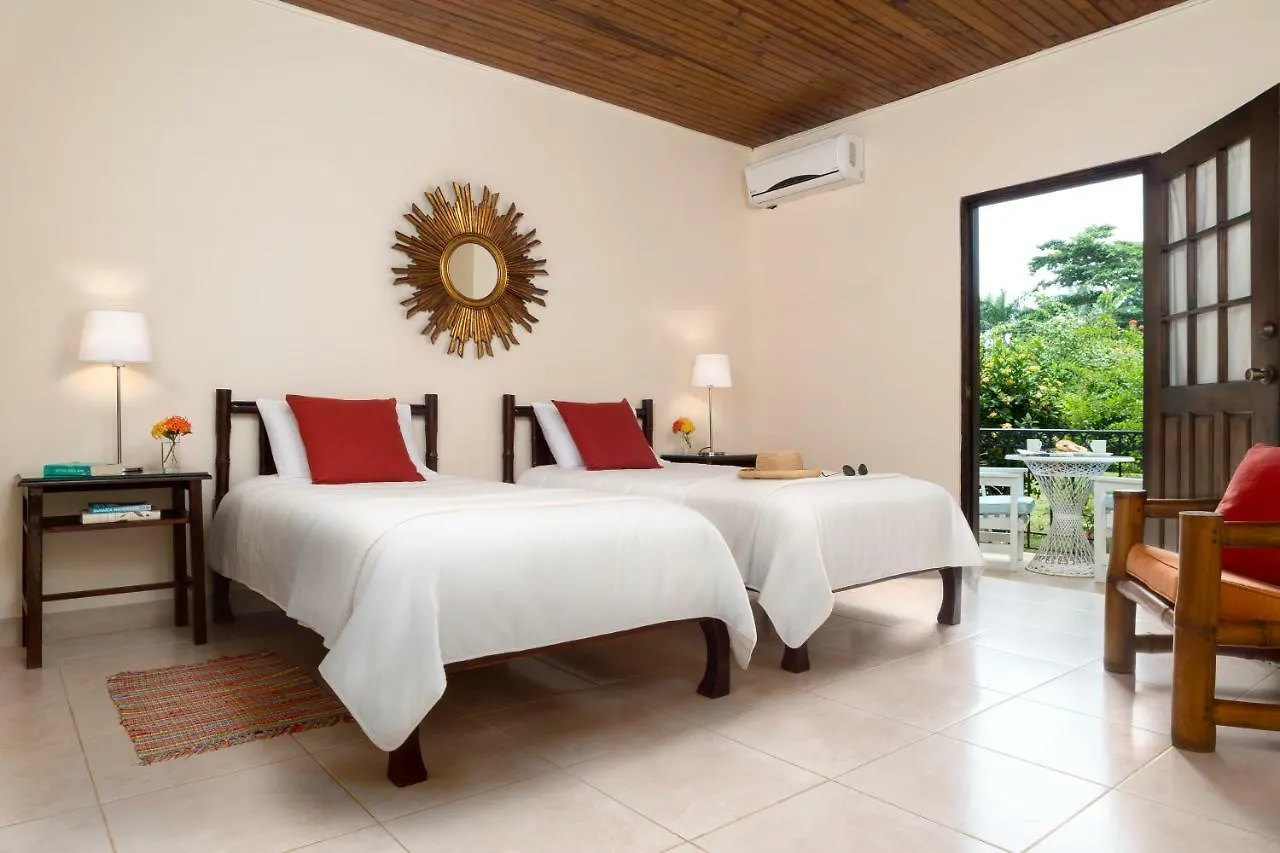 White Sands Negril 3*,  Giamaica