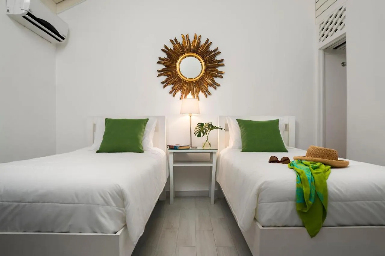 White Sands Negril 3*,  Giamaica